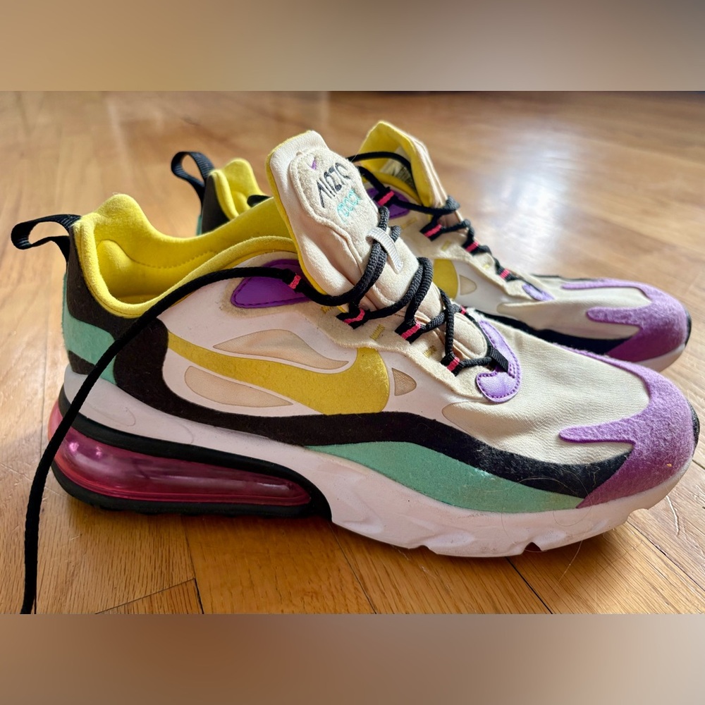 Nike Air React 270